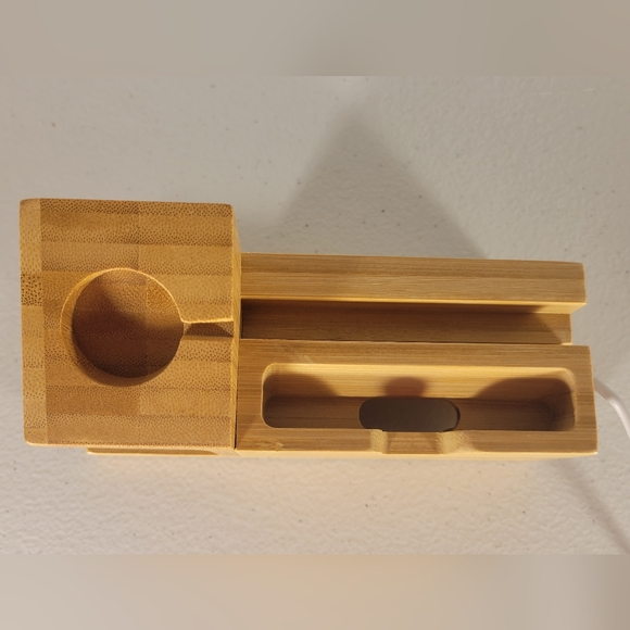 Bamboo/ Wooden Charging station - Picture 3 of 3
